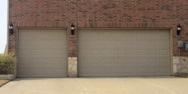 Action Garage Doors is the best garage door repair company in Frisco, Texas. New garage doors and installation is our specialty.
